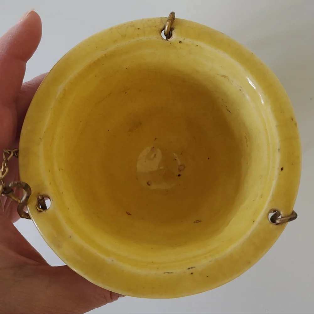 McCoy Pottery Vintage Floral Hanging Planter Vase Basket Yellow RARE - Picture 5 of 9